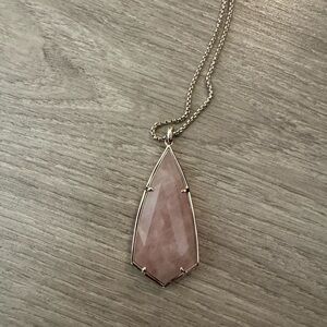 Kendra Scott Pendant Necklace